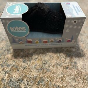 Womens totes Black Fuzzy Slip-On Indoor 7/8 Slippers